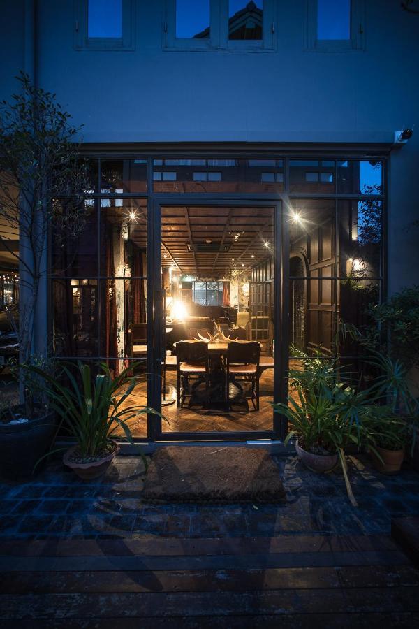Baan Tuk Din Hotel بانكوك المظهر الخارجي الصورة